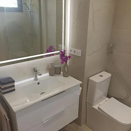 Centrico Cozy Con Piscina Y Parking Torremolinos