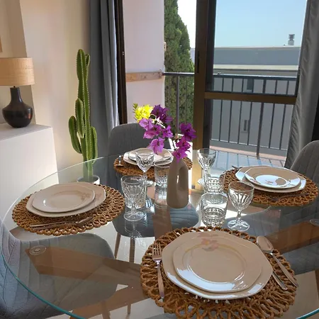 Centrico Con Piscina Y Parking Apartment *