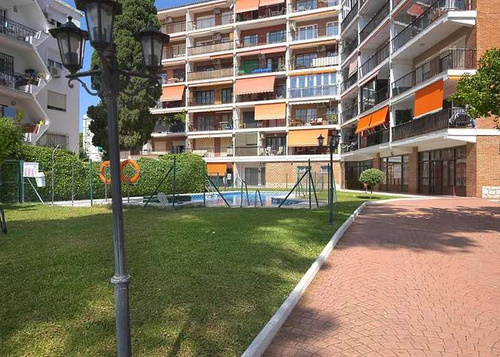 Apartamento Céntrico Con Piscina Y Parking